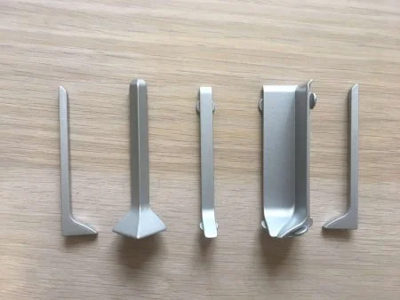 Заглушки для плинтуса ЭлитПроф Плоский 40 (Алюм) в Миассе