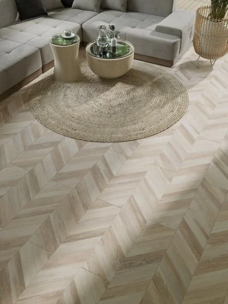 Ламинат Egger PRO 8/33 4V Large Дуб Кестинкорт Шампань правая EPL242F4CR в Миассе