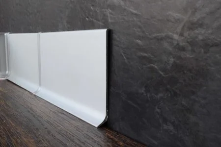 Алюминиевый плинтус ЭлитПроф Анодированный Плоский (40х11х2500 мм) в Миассе