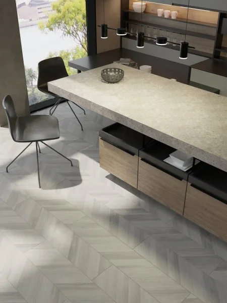 Ламинат Egger PRO 8/33 4V Large Дуб Кестинкорт Пепел левая EPL243F4CL в Миассе