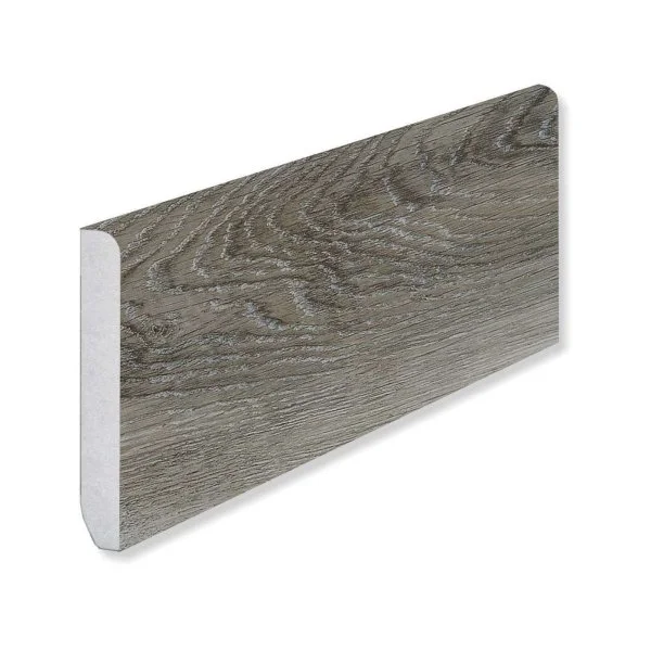 Кварцевый плинтус Fargo 366-1B Дуб Рустик Серый градиент 80х11х2200 мм в Миассе