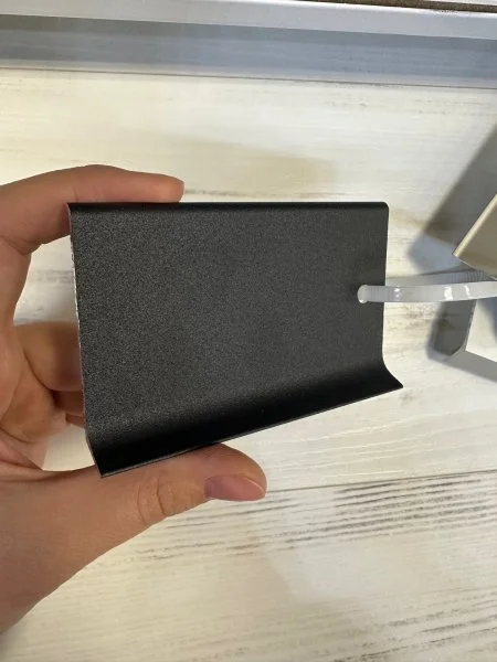 Алюминиевый плинтус Bonkeel ПЛ80 515л Черный (78,5х11,2х2500мм) в Миассе