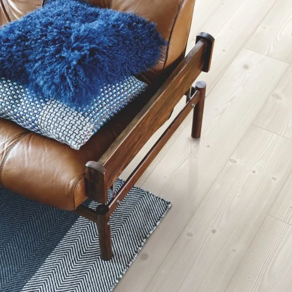 Ламинат Pergo Skara Pro Состаренная Белая Сосна L1251-03373 в Миассе