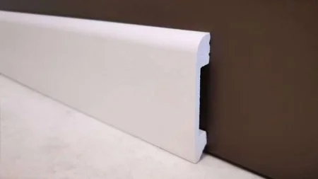 Плинтус Solid UHD 05/80 (80х13х2400 мм) в Миассе