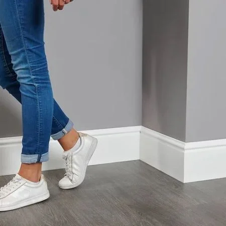 Плинтус NMC Wallstyl FL17 (170х18х2000 мм) в Миассе