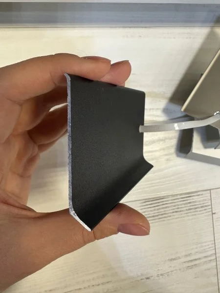 Алюминиевый плинтус Bonkeel ПЛ80 515л Черный (78,5х11,2х2500мм) в Миассе